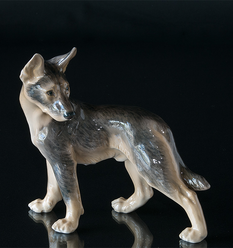 Stående Schæferhund, Bing & Grøndahl hundefigur nr. 2018