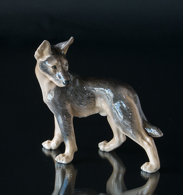 Stående Schæferhund, Bing & Grøndahl hundefigur nr. 2018