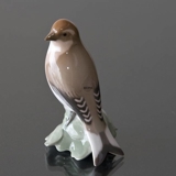 Linnet looking to the side, Bing & Grondahl bird figurine No. 2020