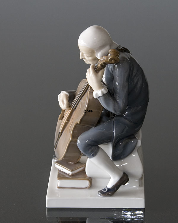 Cellist, Bing & Grøndahl figur, Herre spiller Cello nr. 2032