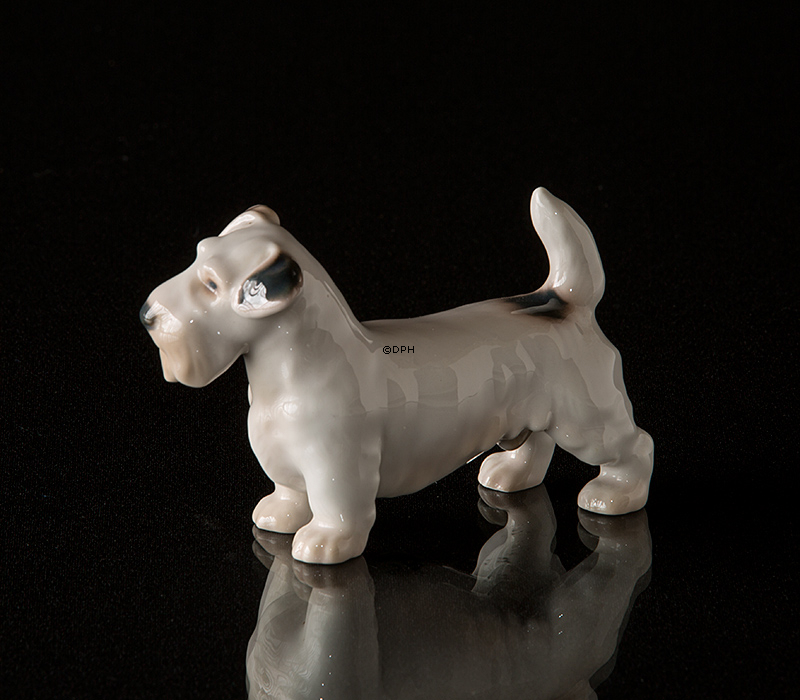 Sealyham Terrier, Bing & Grøndahl hunde figur nr. 2071