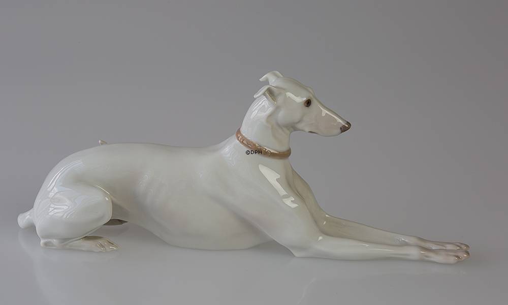 Liggende Greyhound, Bing & Grøndahl hunde figur nr. 2079
