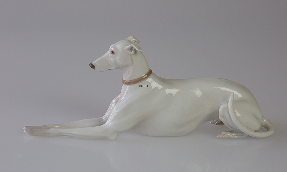 Liggende Greyhound, Bing & Grøndahl hunde figur nr. 2079