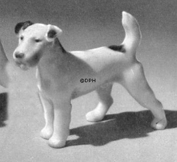 Stående Ruhåret Foxterrier, Bing & Grøndahl hundefigur nr. 2086