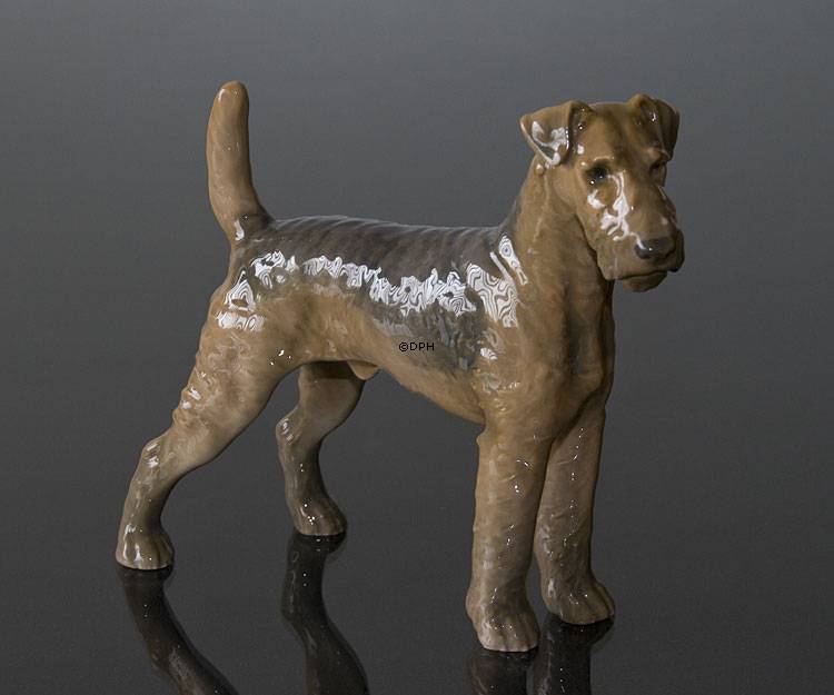 Airedale Terrier, Bing & Grøndahl hundefigur nr. 2099