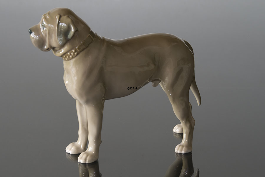 Mastiff, Bing & Grøndahl hunde figur nr. 2108