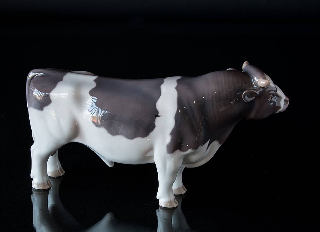 Tyr, Bing & Grøndahl figur nr. 2121