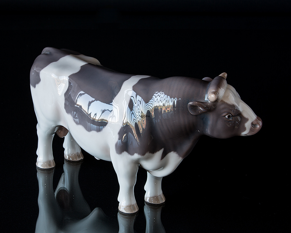 Tyr, Bing & Grøndahl figur nr. 2121