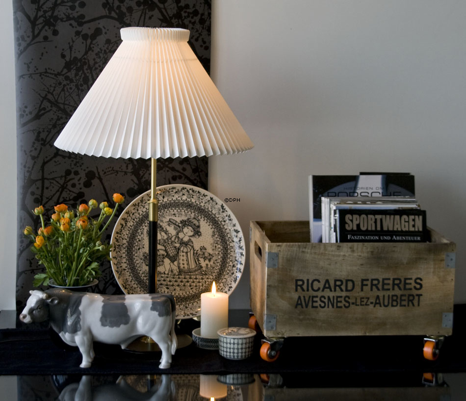 Tyr, Bing & Grøndahl figur nr. 2121