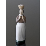 Konen med Æggene, Bing & Grøndahl figur nr. 2126