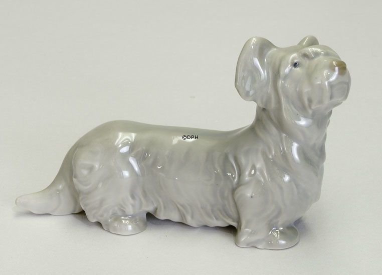 Stående Skye Terrier 11cm, Bing & Grøndahl hundefigur nr. 2137