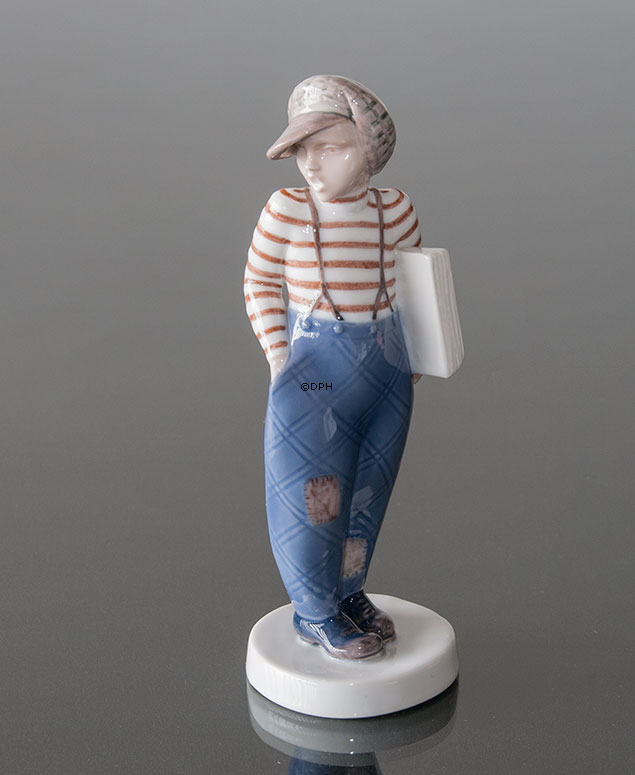 Avisdreng, Bing & Grøndahl figur nr. 2148