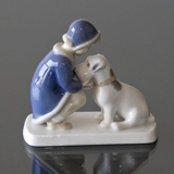 Mädchen mit Hund, Bing & Gröndahl Figur Nr. 2163