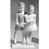 Boy and girl singing, Bing & Grondahl figurine no. 2188