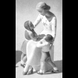 Mutter mit Kindern, Bing & Gröndahl Figur Nr. 2196