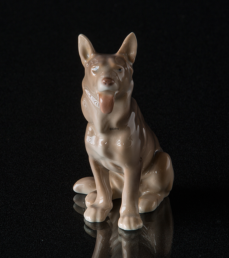 Siddende Schæferhund, Bing & Grøndahl hundefigur nr. 2197