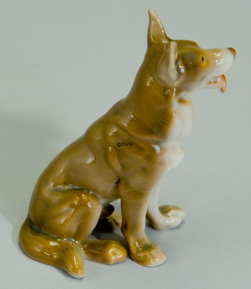 Siddende Schæferhund, Bing & Grøndahl hundefigur nr. 2197