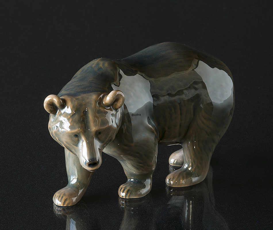 Gående Bjørn, Bing & Grøndahl figur nr. 2213