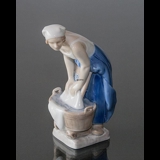 Woman doing the laundry, Bing & Grondahl figurine no. 2219