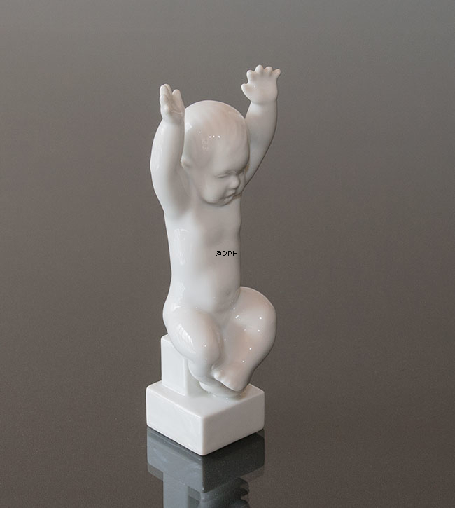 Så stor, Bing & Grøndahl børnefigur, hvid nr. 461 eller 2229