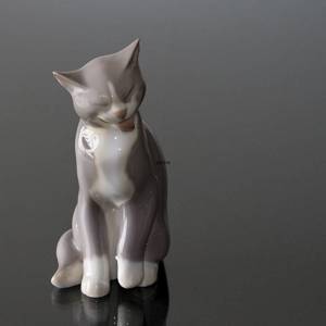 Siddende kat, Bing & Grøndahl kattefigur nr. 2256 | Nr. B2256 | Alt. 1249138 | DPH Trading