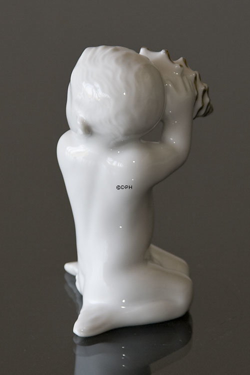Havdreng med Konkylie, dekoreret med guld, Bing & Grøndahl figur nr. 2264