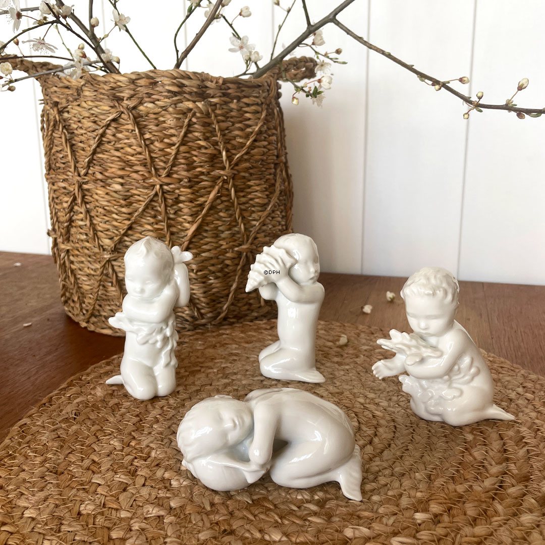 Havpige  (serien havbørn), Bing & Grøndahl figur nr. 472 eller 2267