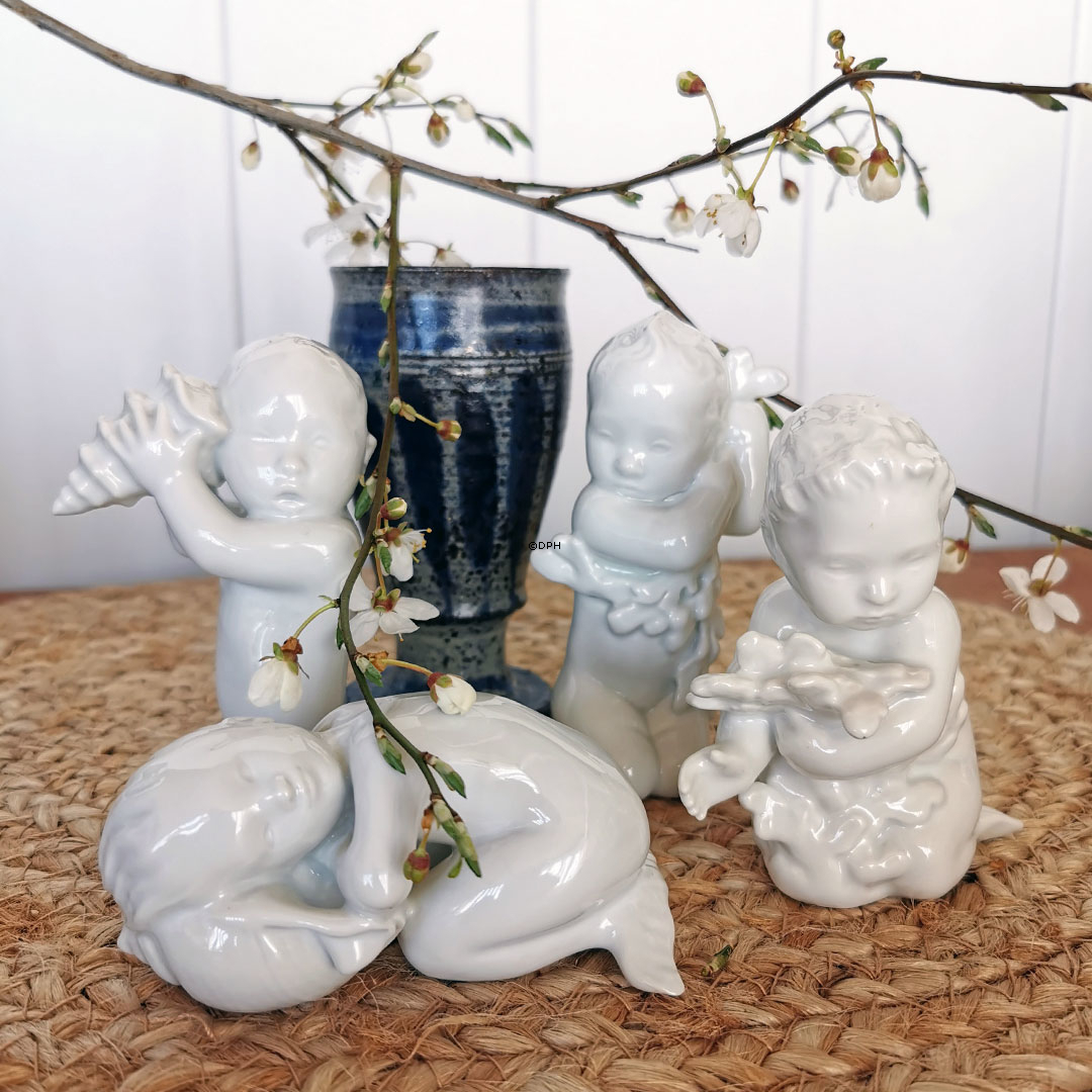 Havpige  (serien havbørn), Bing & Grøndahl figur nr. 472 eller 2267