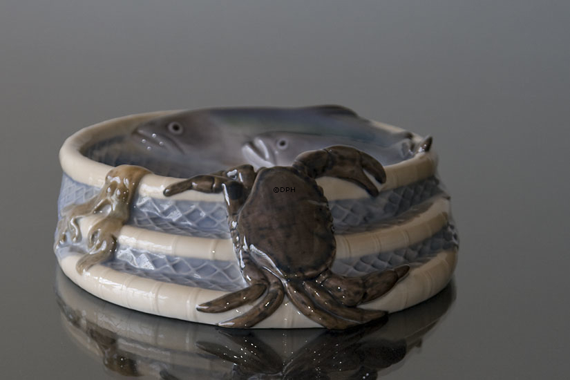 Skål med Ruse og Krabbe nr. 2269 porduceret af Bing & Grøndahl