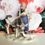 Girl with goose and cow, Bing & Grondahl figurine no. 2272