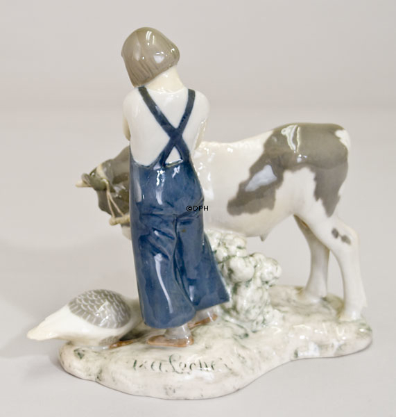 Pige med gås og ko, Bing & Grøndahl figur nr. 2272