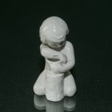 Potter girl, Bing & Grondahl figurine No. 2296