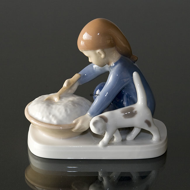 Nisse med risengrød, Bing & Grøndahl julefigur nr. 2305