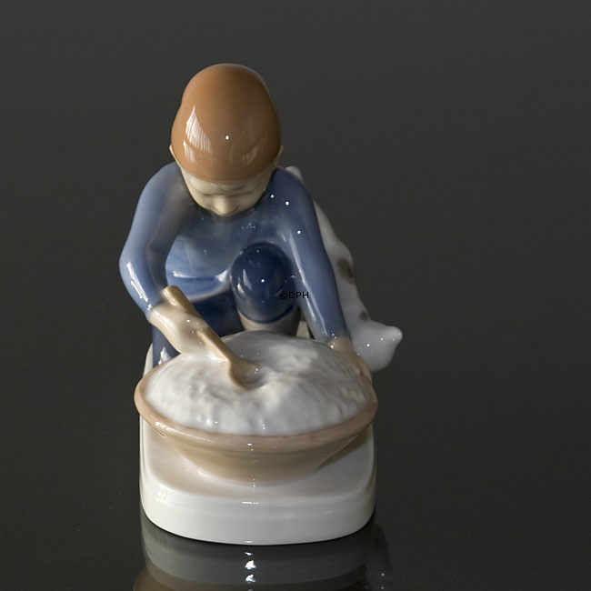 Nisse med risengrød, Bing & Grøndahl julefigur nr. 2305