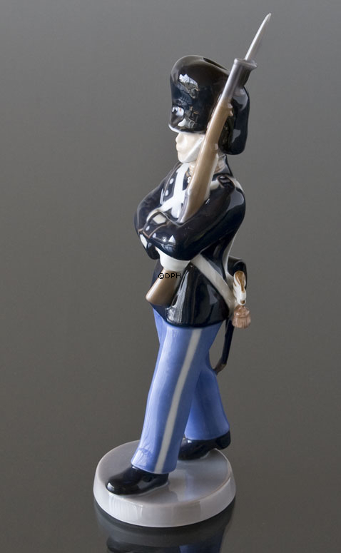 Garder, Bing & Grøndahl figur nr. 2342