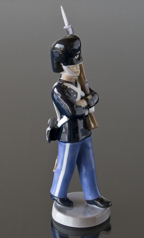 Garder, Bing & Grøndahl figur nr. 2342