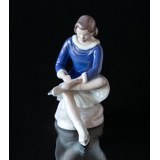 Girl with skates, Bing & Grondahl figurine No. 2351