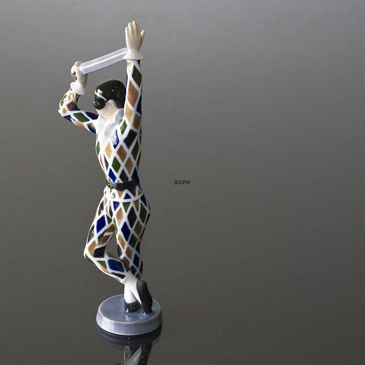 Harlekin, Bing & Grøndahl figur nr. 487 eller 2354
