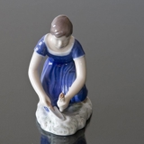 Garden Girl minding the plants, Bing & Grondahl figurine No. 2356