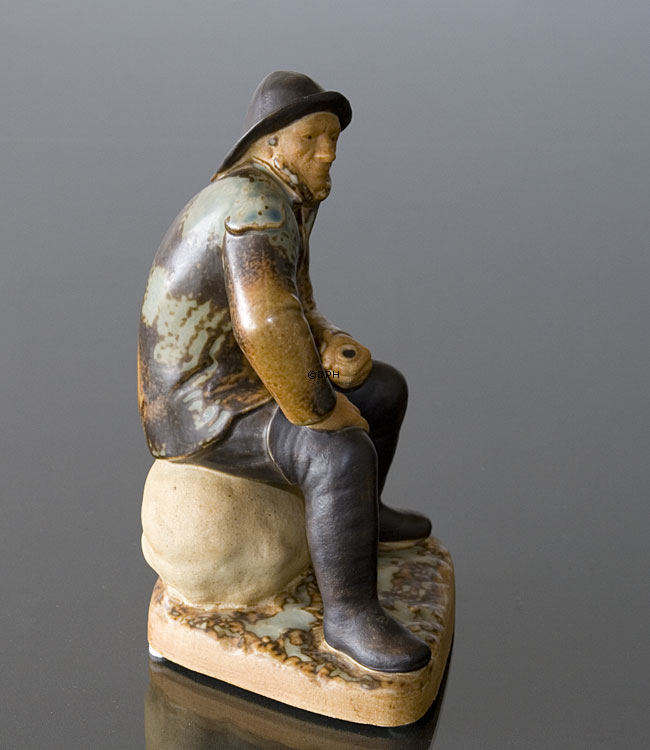 Fisker, Bing & Grøndahl stentøjsfigur nr. 2370