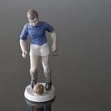 Fodboldspiller, Dreng med bold, Bing & Grøndahl figur nr. 2375