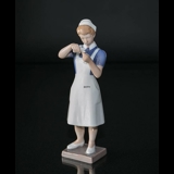 Sygeplejerske, Bing & Grøndahl figur nr. 2379
