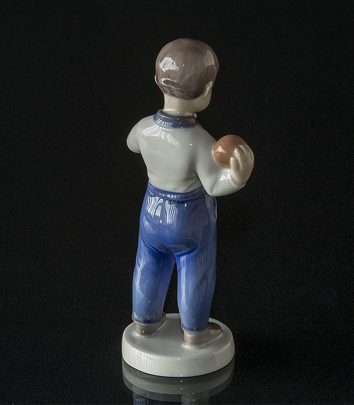 Hvad nu, Dreng som ser betænkelig ud, Bing & Grøndahl figur nr. 2403