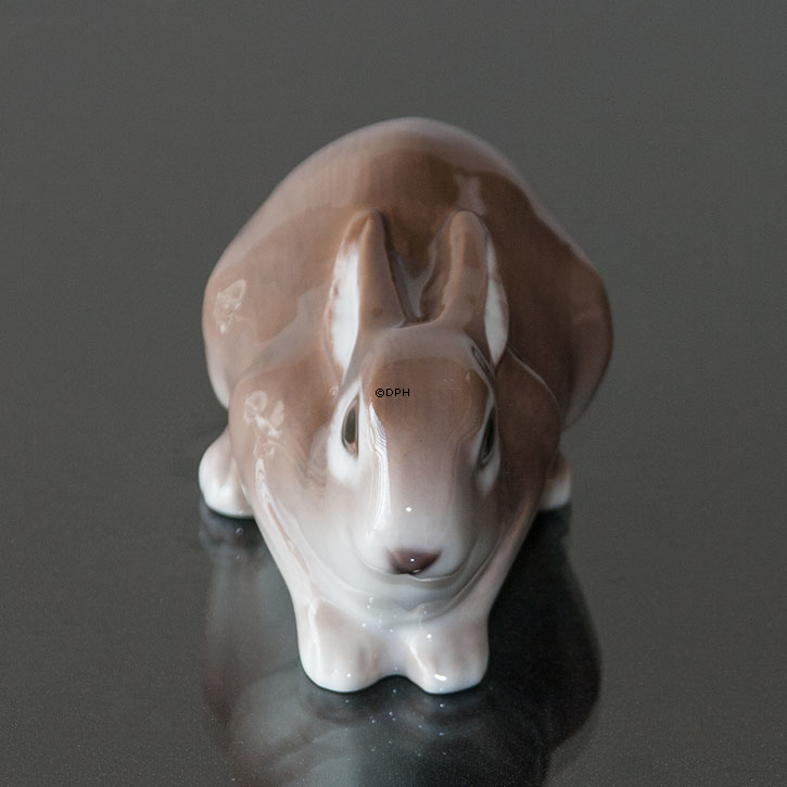 Liggende brun kanin, Bing & Grøndahl figur nr. 2421