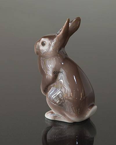 Stående brun kanin, Bing & Grøndahl figur nr. 2423