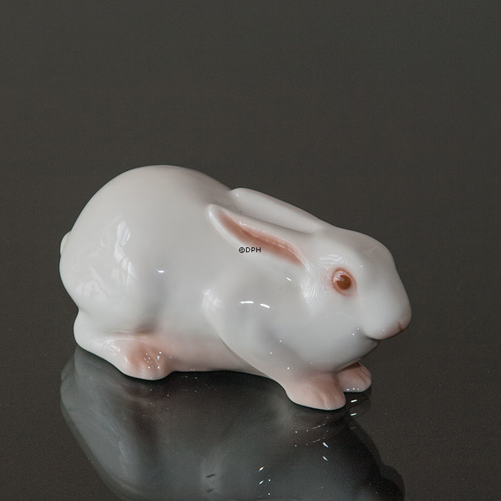 Liggende hvid kanin, Bing & Grøndahl figur nr. 2441