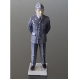 Pilot, PFC konstabel i flyvevåbnet, Bing & Grøndahl figur nr. 2445