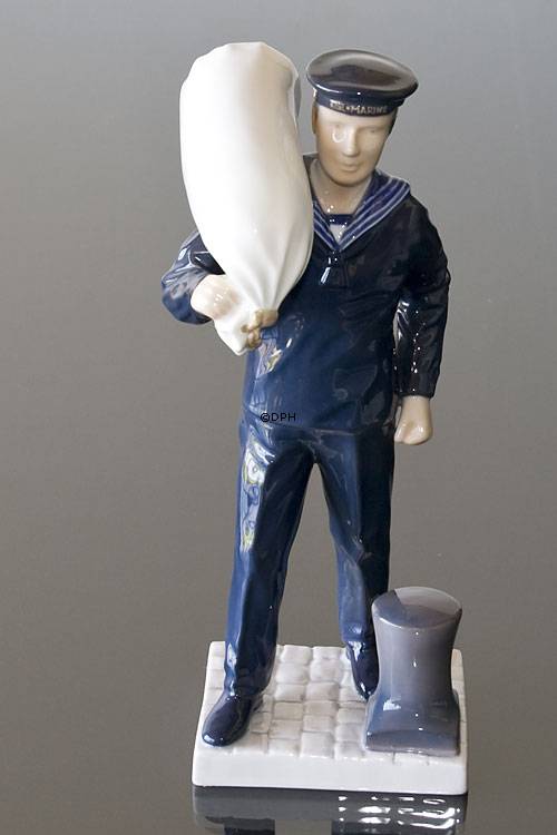 Konstabel i søværnet, sømand, Bing & Grøndahl figur nr. 2446 - Kgl. Marine