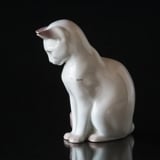 White cat, Bing & Grondahl cat figurine no. 2476