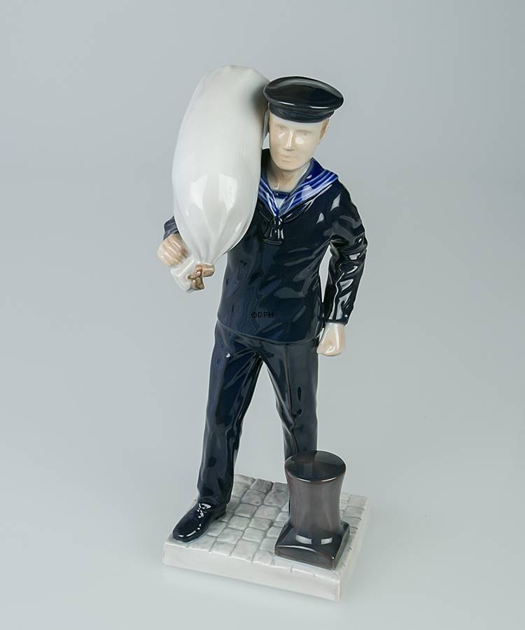 Konstabel i søværnet, sømand, Bing & Grøndahl figur nr. 2486